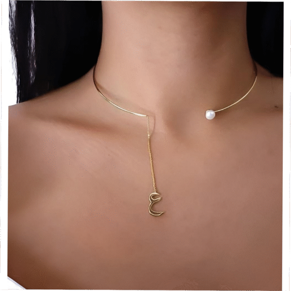 ✨ | قلادة فريدة بحرف